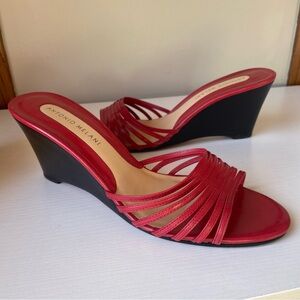 Vintage Y2K Antonio Melani Red Wedge Strappy Sandals Sz 8.5